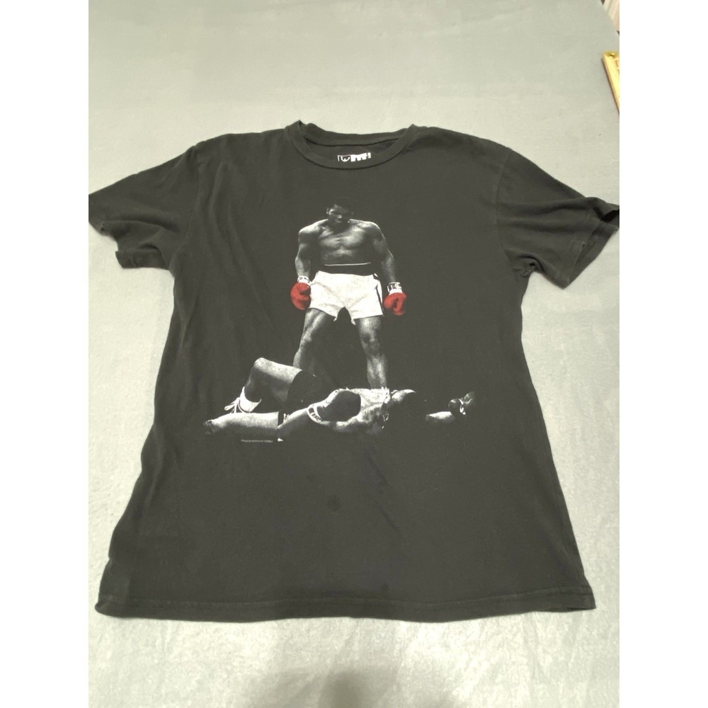 Muhammad Ali‎ Brand Men's T Shirt Black Mens Size Medium Boxing Graphic Tee